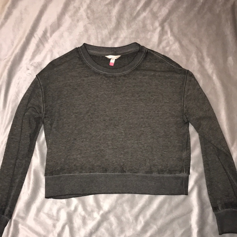 No Boundaries Grey Cropped Sweatshirt